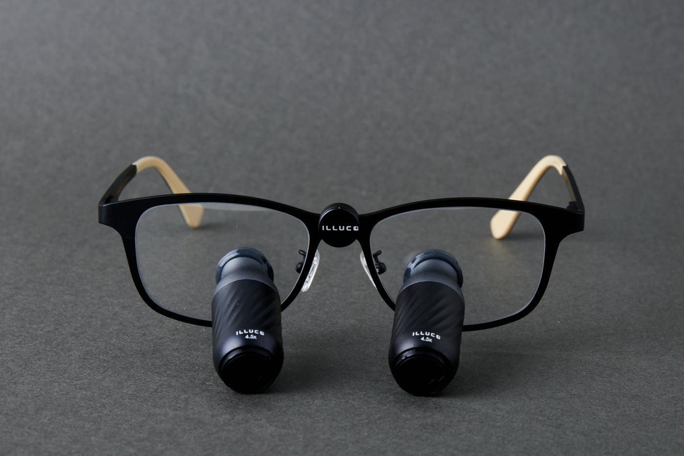 The Optical Engineering Behind ILLUCO Dental and Surgical Loupes