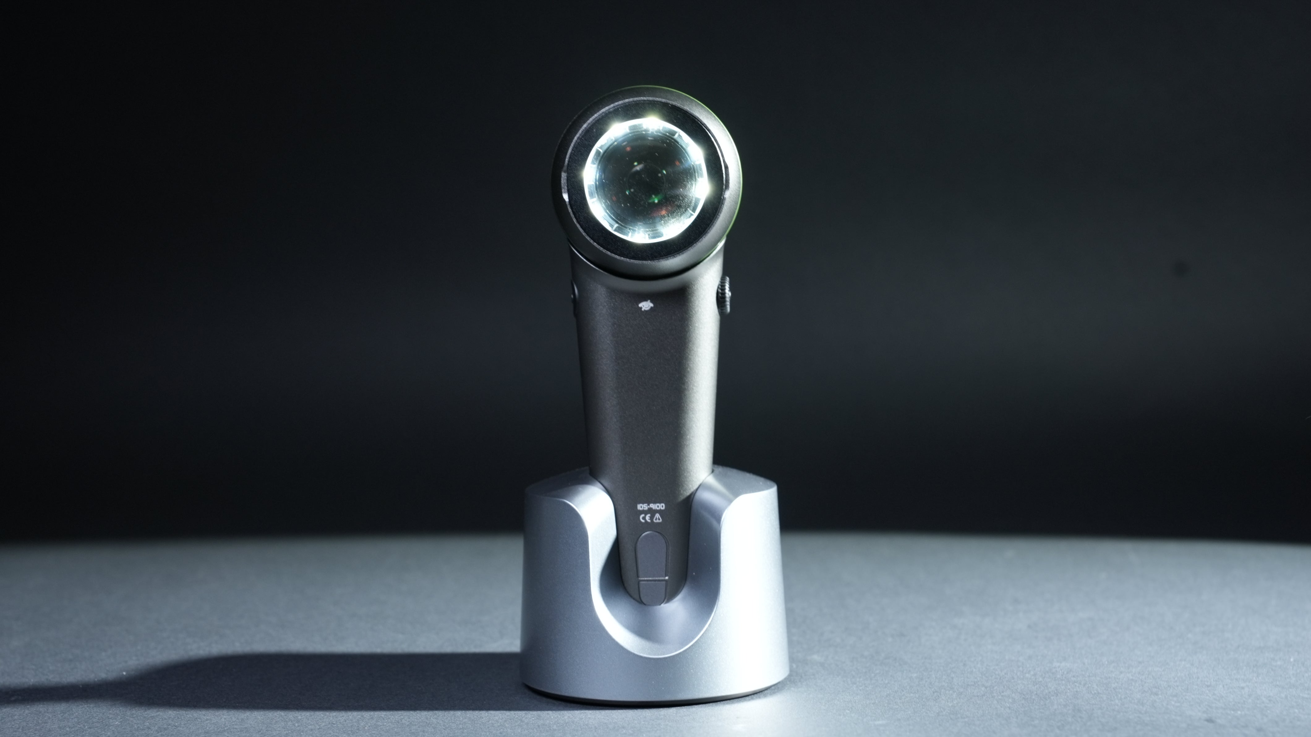 Illuco IDS 9100 Dermatoscope